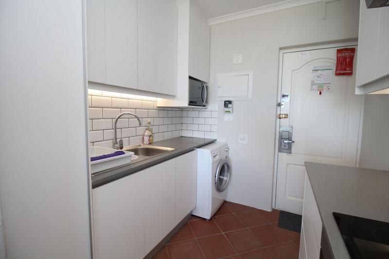 To Let 2 Bedroom Property for Rent in Lagoon Beach Western Cape